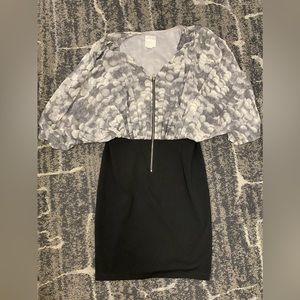 Line and dot brand dress: Gray, white floral design with black. Size small.